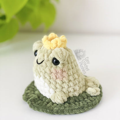 No Sew Frog Crochet Pattern - PDF