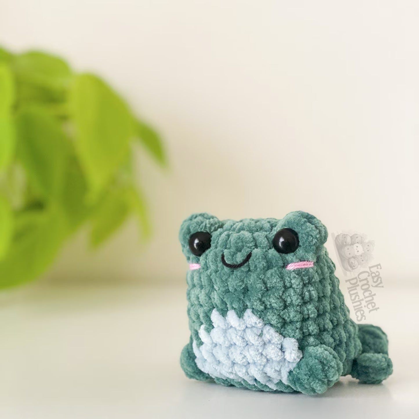 No Sew Frog Crochet Pattern - PDF